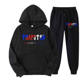 Tracksuit Trapstar Brand Printed Sportswear Men's t Shirts 16 Colors Warm Two Pieces Set Loose Hoodie Sweatshirt Pants Classic design 60ess