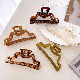 Korean New Retro Transparent Hanger Shape Large 12.3cm Shark Clip Fashion Brown Color Resin Plastic Hair Clip Hair Accessories