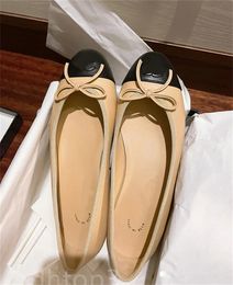 Designer ballet flats shoes channels shoes casual shoes two color patchwork classic fashion designer sandals women bow round toe in nude women's leather sandal