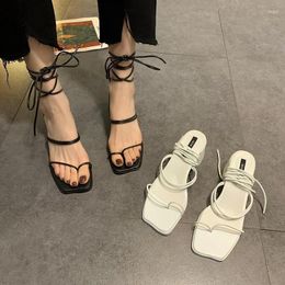Dress Shoes Fashion Woman Gladiator Sandals Ladies Chunky Heels Female Lace Up Platform Women Cross Straps Holiday J647