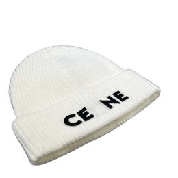 Celiene Beanie CEL Top Quality Hat Luxury Designer Designer Beanie Luxury Winter Women Ear Protection Warm Windproof Hat Fashion Casual Outdoor Travel Ski Wearable