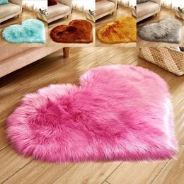 Carpet Imitation Wool Carpet Heart Shape Fluffy Bedside Decoration Rose Plush Bedroom Rugs Furry Living Room Sofa Carpet Chair Cushion 231116