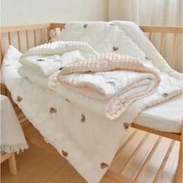 Blankets Baby Comfort Bean Blanket Cotton Cartoon Embroidery Quilt Bedding For Born Warm Velvet Coral Fleece Children's