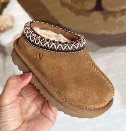 Kids Toddler Tasman uggskid Slippers Tazz Baby Shoes Chestnut Fur Slides Sheepskin Shearling Classic Ultra Mini Boot Winter Mules Slip-on Wool Little Big 99825ess