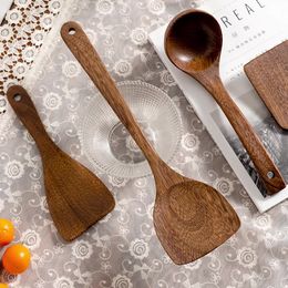 Wood shovel wholesale chicken wings non stick pot shovel stir fry vegetable shovel long handle pot shovel rice shovel solid wood soup spoon