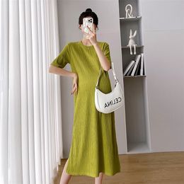 Maternity Dresses Brief Pleasted Maternity Long Dress Summer Solid Ice Silk Casual Loose Split Hem Pregnancy Clothes For Pregnant Women 230417