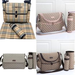 High quality designer diaper Bag Waterproof Mother bag 3 sets of diaper bag Baby baby Zipper brown Cheque print g26