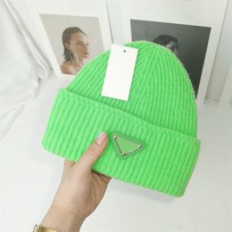 Designer Knit Woolen Cuffed Beanie Skull Caps and Hats for Mens Womens Unisex Fashion Luxury Winter Spring Fall Autumn Bonnets Casual Solid Dome Beanies Neon Green