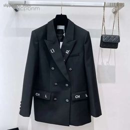 Kanal CC France Paris Top Designer New Jacket Casual Suit Style Womens Slim fit mode Sexig broderi kanalrockflicka varm