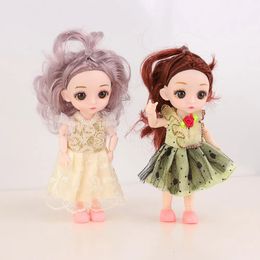 Dolls 6 Inch Doll Gift Box Girl Realistic Simulation Joint Movability Random Style Of Family Toys 231117