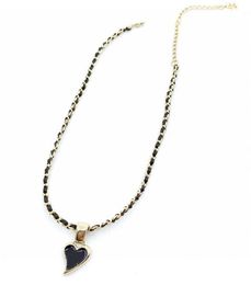 Designer Chokers Choker Halsband för kvinnor Lyxiga smycken Läder Svart hjärta Koppar Rop Guldhalsband Tillbehör Kvinnor för fest med diamanter