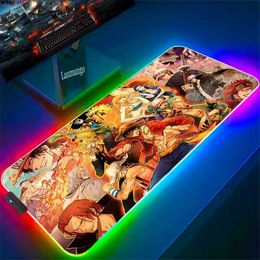 Mouse Pads Wrist Rests Large Mouse Pad Xxl Gaming Pc Laptop Mat One Piece Mousepad Anime Gamer Desk Carpet Computer Deskpad Keyboard Mause Accessories YQ231117