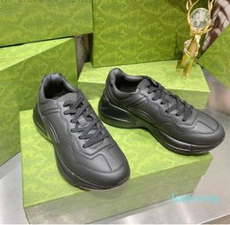 2023 Womens Luxury Sports Shoe New Casual Trainers Classic Sneaker gdxgdx