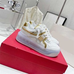 Chic casual shoes unisex classic designer sneaker top quality Running shoes sneaker Sports shoes 2301015