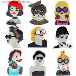 Pins Brooches New Design Unique La Figure Acrylic Brooch Pins For Women Girls Brooches Pins Lel Badges Bag Decorations Party Dress JewelryL231117