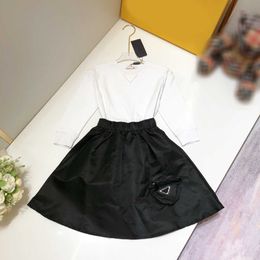 23ss kids designer clothes skirt set girls Colour matching Round neck Pure cotton Long-sleeved Half skirts suit baby