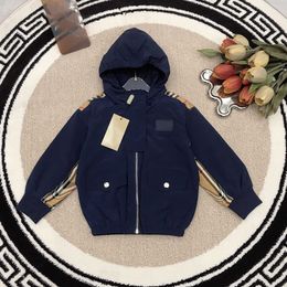 23ss kids jacket duster coats Suntan coat kids designer clothes kid lattice splicing windbreaker jackets boys autumn zipper Coat windproof Big Kids Baby Clothes