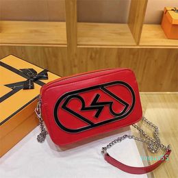 Designer bag Trendy for women spray painted letter decoration camera fashion chain one shoulder crossbody trend