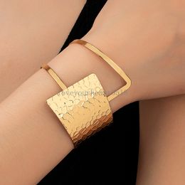 Unique Punk Gold Metal Chunky Wide Cuff Open Bangles Women Vintage Carving Hollow Arm Bracelet Grunge Jewelry Steampunk Men