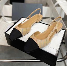 Небольшие женские тапочки в стиле аромата, классические дизайнерские модные кожаные универсальные удобные повседневные женские сандалии на плоском каблуке высокого качества с размером коробки 35-42