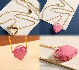 Designer Charm 18K Gold Plated Necklace Letter Luxury Jewellery Designer Love Pendant Necklace Valentines Day Gift Fashion Jewellery 120461