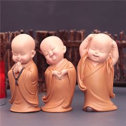 Decorative Objects Figurines Cute Small Monk Status Religion Buddha Resin Crafts Desk Miniatures Ornaments Accessories Home Decor Car Decoration Y23