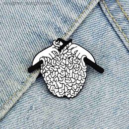 Pins Brooches Creative Cool Knitting Brain Enamel Pins Human Organ Punk Lel Brooches Backpack Cloth Funny Badge Medical Jewellery Doctor GiftsL231117