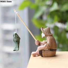 Decorative Objects Figurines 1PC Fishing Old Man Resin Figure Statue Sitting Garden Ornament Outdoor Pool Micro-Landscape Bonsai Crafts Y23