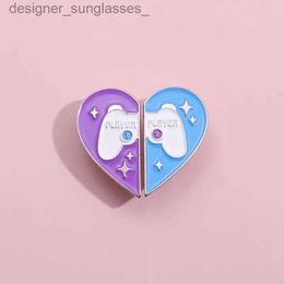 Pins Brooches Play Game Handle Enamel Pin Cartoon Fashion Brooch Tren Badge Jewelry Couple Heart Splicing Lel Pin Metal Gift WholesaleL231117