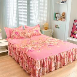 Set di lenzuola 3 pezzi Lenzuolo Gonna di pizzo Copriletto doppio elasticizzato con federe Coprimaterasso Set di biancheria da letto King Size 231116