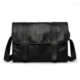 Briefcases Men's Solid Black Shoulder Bag Waterproof Leather Large Capacity Laptop Business Office Bags Men Crossbody