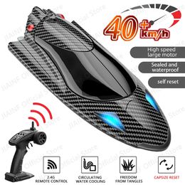 Electric RC Boats SMRC FY011 RC Boat 2 4Ghz 40KM H High Speed Racing Model Water Cooled Motor Remote Control Speedboat Children Toys 231117
