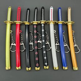 Key Rings 8 Styles Roronoa Zoro Swords Keychain For Men Women Scabbard Katana Sabre Buckle Toolholder Car Keyrings Chains Gift Q 053 231117