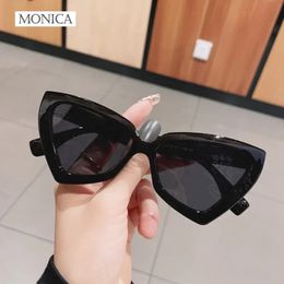 Sunglasses Frames INS Cat Eye Sunglass Trendy Female Eyewear Luxury Brand Designer Women Travelling Sun Shades Glasse 231117