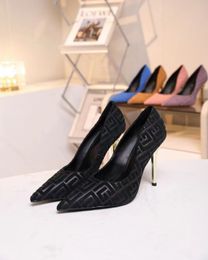 2024 Designer de luxo vestido sapatos de alta qualidade fivela de broca mulheres saltos altos moda sexy festa apontou dedos 3cm casamento nu preto brilho tamanhos 35-41 com caixa