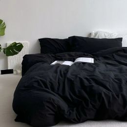 Bedding sets 2023 Solid Color Black Duvet Cover Simple Style Skin Friendly Top Quality Home Textiles 231116