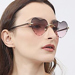 Sunglasses Heart Frame Rimless Women Men Gray Tan Pink Lens UV400 Eye Protection Girl Sexy Ladies Outdoor EyewearSunglasses