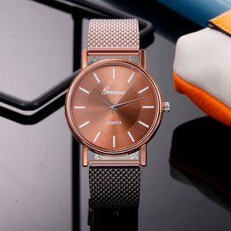 HBP Aaa Casual Watches Quartz Watch Wristwatches for Men Birthday Gift Designer Metal Strap Montres De Luxe