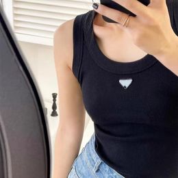 Luxury Designer Womens T Shirts Summer Women Tops Tees Crop Top Embroidery Sexy Off Shoulder Black Tank Top Casual Sleeveless Backless Top Shirts Solid Color Vest01