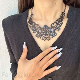 Fashion Necklace Female Exaggerate Personality Dark Style Trend High Sense Banquet Party Collar Chain Necklace Ornament