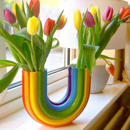 Vases Modern Rainbow Vase Banana Resin Ornament Creative U Shape Flower Pot Table Centerpieces For Living Room Office Home Decor 231116