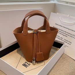 Evening Bags Bucket Bags For Women Dumplings Bags Fashion Brand Office Ladies Classic Bags Clutch Bags Small Solid Color Casual 231117