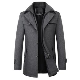Men's Wool Blends Autumn and winter middle-aged men fashion high-end atmospheric wool overcoat in the long thickened woollen coat men 231117