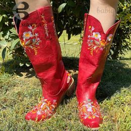 Boots BONJOMARISA Top Quality Brand Design Pointed Toe Floral Embroidery Chunky Heel Mid Calf Western Boots Vintage Riding Boots T231117