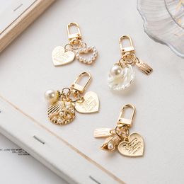 Keychains Cute Love Letter Shell Conch Pearl Keychain Girl Bag Accessories Charm Car Keyring Gold-color Gift For Lover Trinket