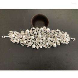 Hair Clips Fashion Butterfly Pearl Crystal Style Women Long Comb Lady Wedding Party Jewellery Bridal Headwear Accessories Dress