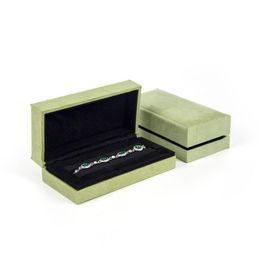 Jewellery Boxes Luxury Clover Fashion Designer Sweet Charm Bracelets For Girls Women Brand Name Bracelet Necklace Earrings Rings Gift