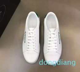 Famous Casual Shoes Clear Bottom Running Sneaker Italy Beautiful Low Tops White Calfskin Designer Casuals Athletic Shoes
