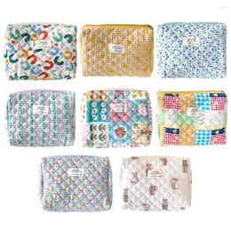 Cosmetic Bags Bag Quilted Toiletry Large Capacity Printed Cotton Pen Portable Makeup Multifunction Women Handbags Purses