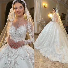 Abito da ballo 2023 Abiti da sposa splendidi Abito da sposa maniche lunghe Paillettes Applique in rilievo Sweep Train Ruffles Custom Made Plus Size Vestido De Novia